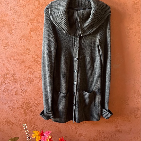 Vince Ribbed Knit Cardigan - Picture 5 of 7